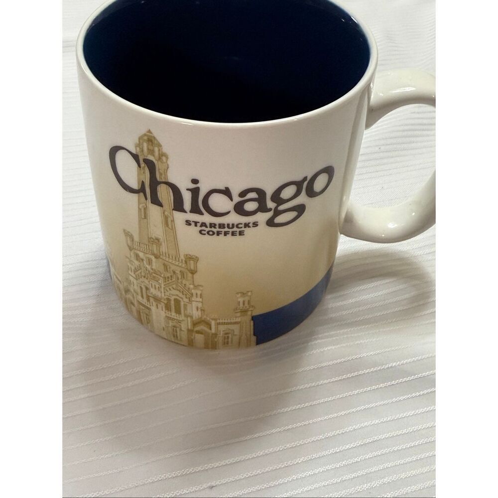 Starbucks Coffee Chicago Collector Series Mug 2008 City Global Icon 16 Oz